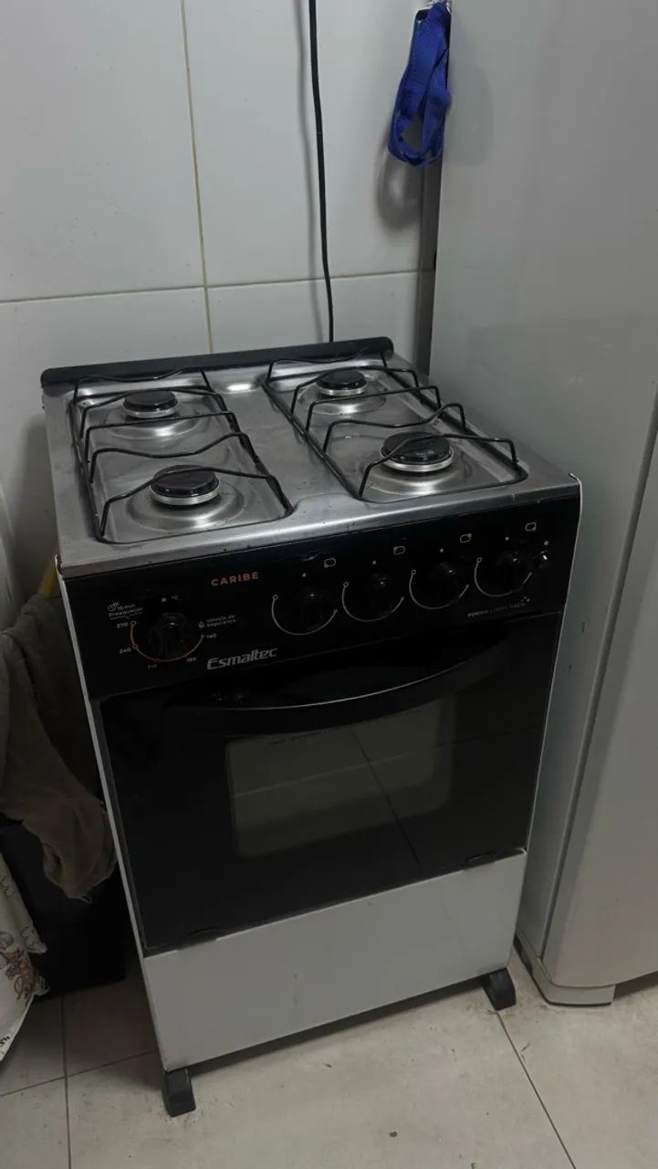 Fogão conservado 