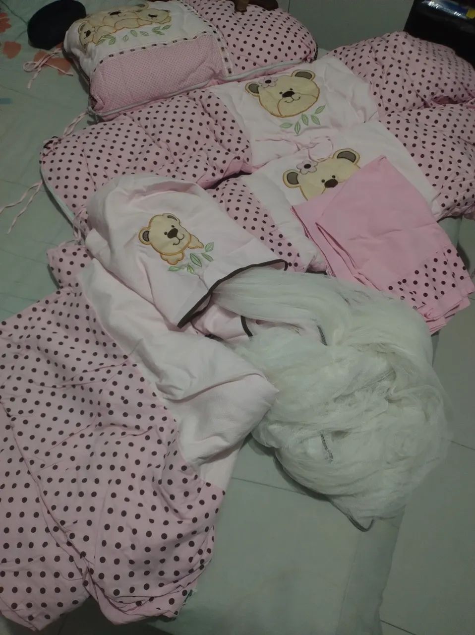 Vendo kit de berço menina  - Foto 4