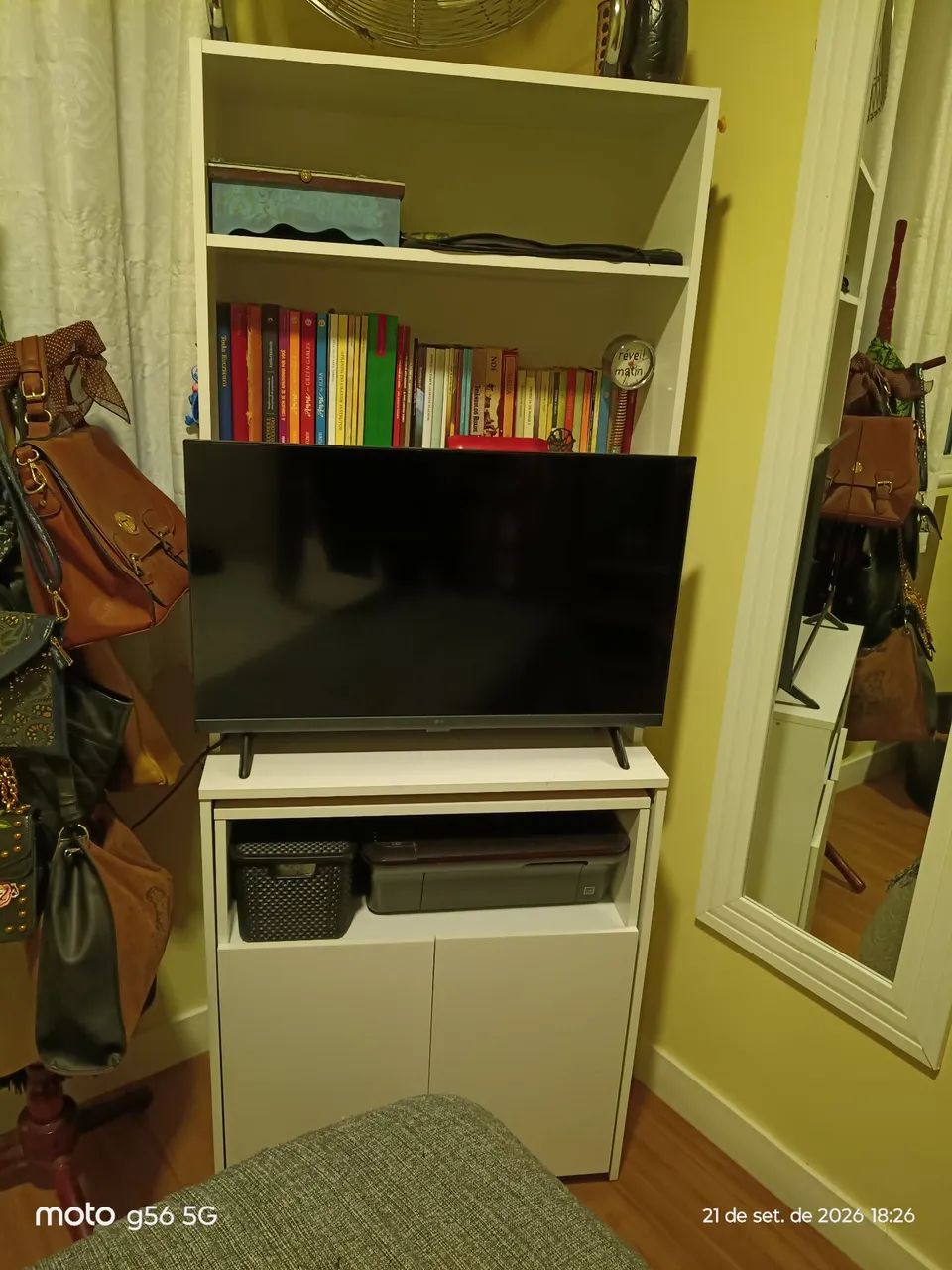 Armário com mesa embutida  - Foto 2