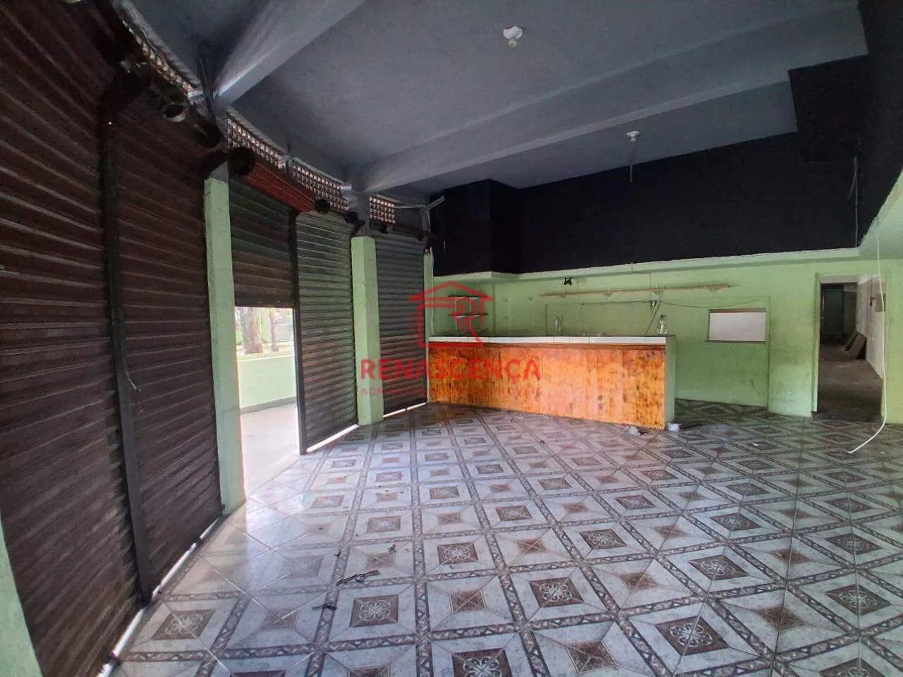 Loja Comercial em Colégio.