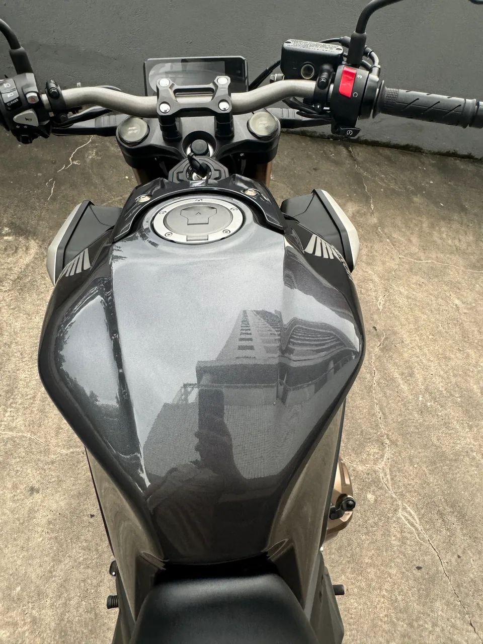 CB 650R 22/22 ABS  - Foto 12