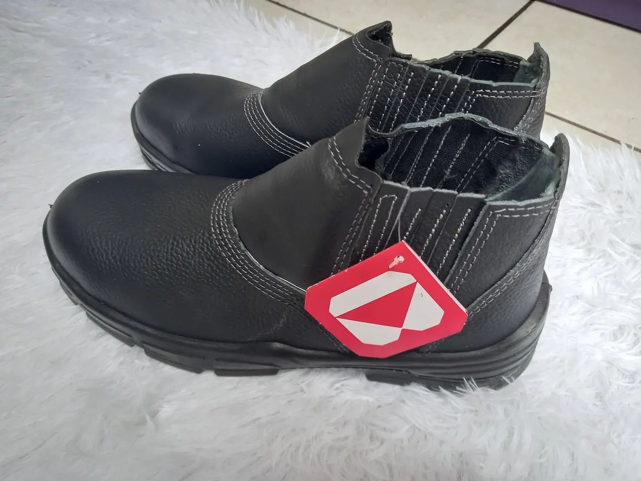 Bota nova de serviço  - Foto 3