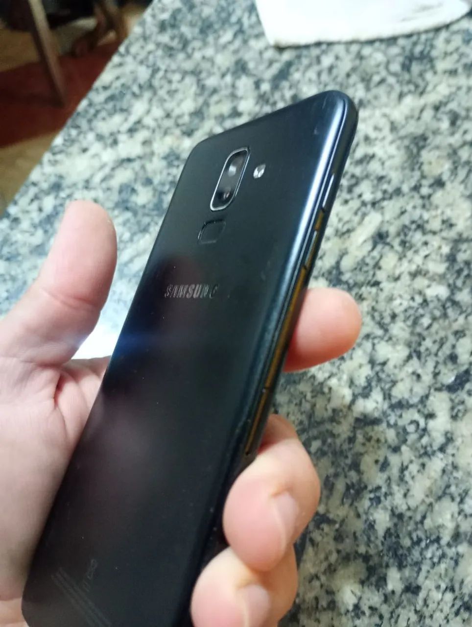 Samsung j8 64g  - Foto 2