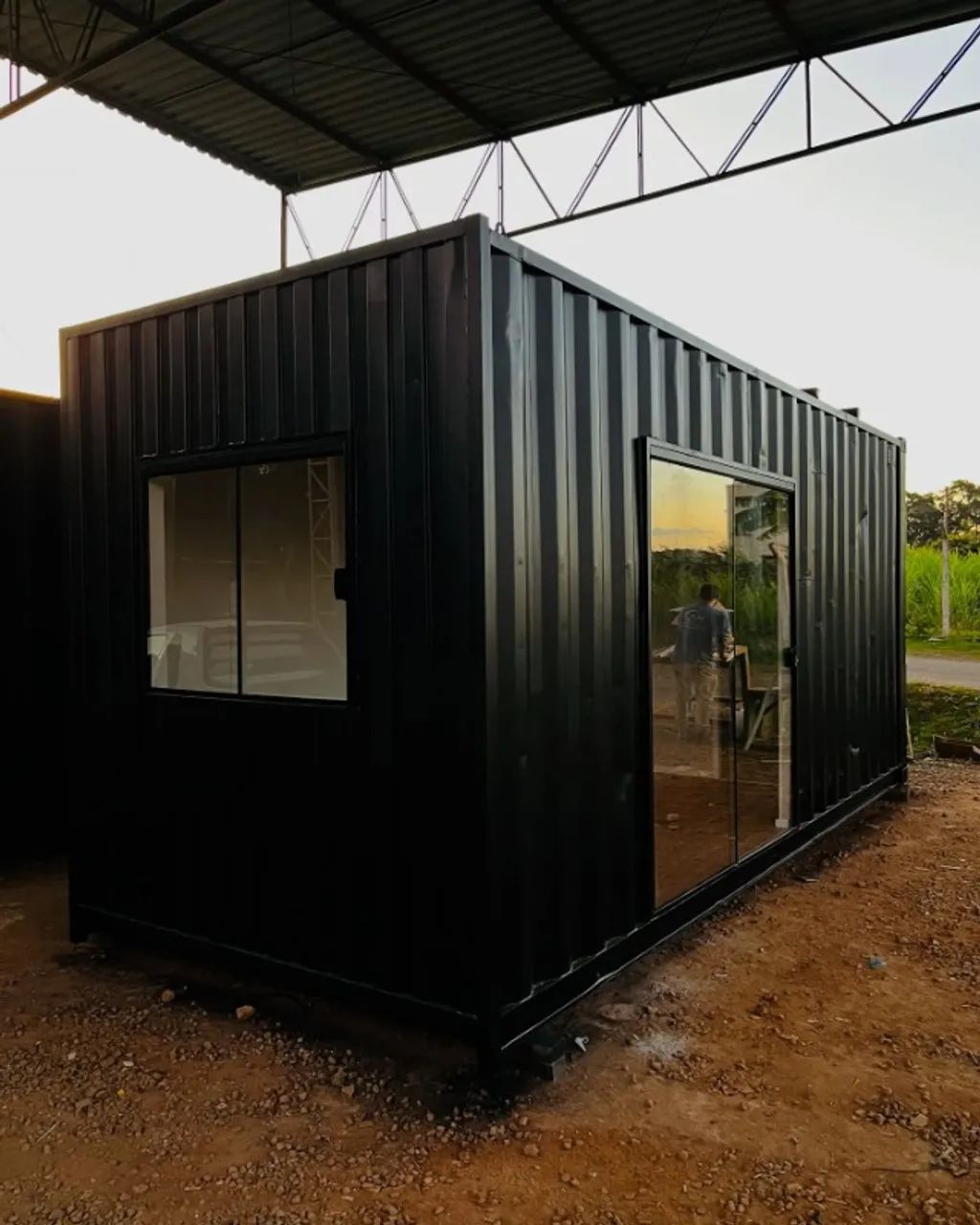 Container Loja 20 pés