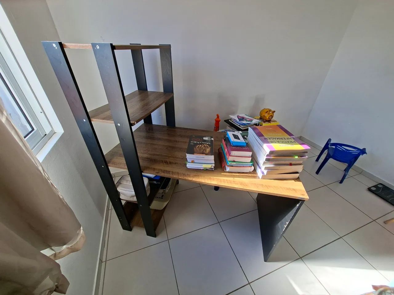 Escrivaninha  - Foto 2
