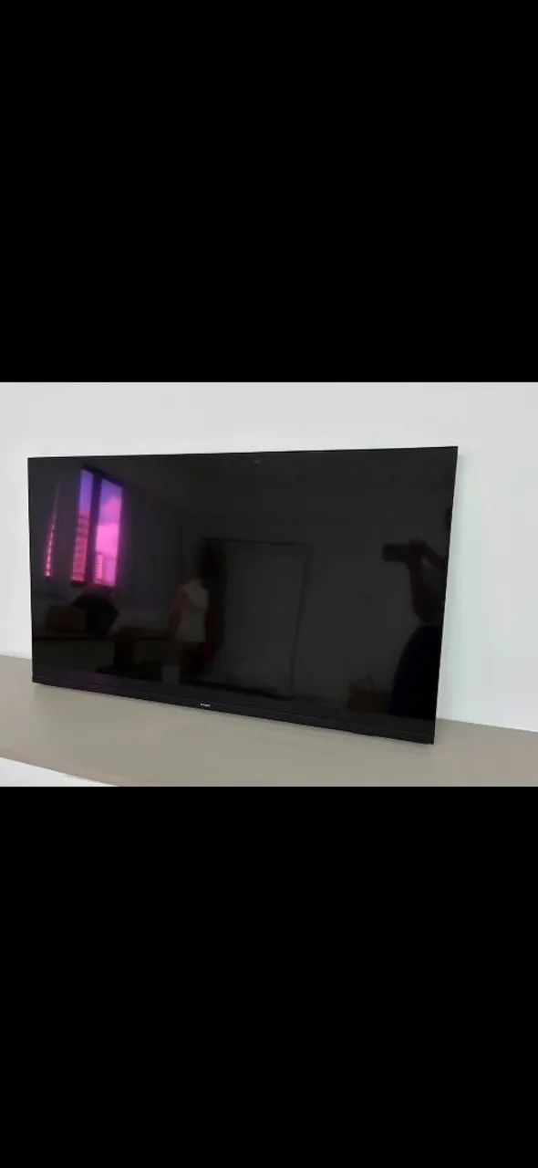 Smart TV Philips 50" 4K UHD Ótimo Estado 