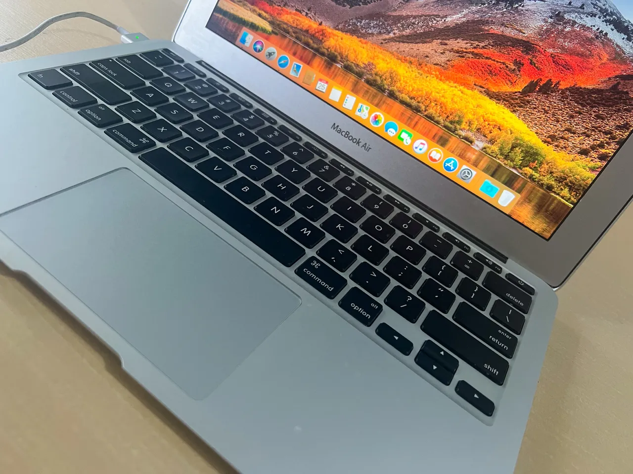 macbook air mid 2012