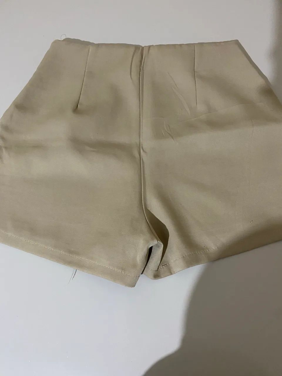 short alfaiataria bege - Foto 2