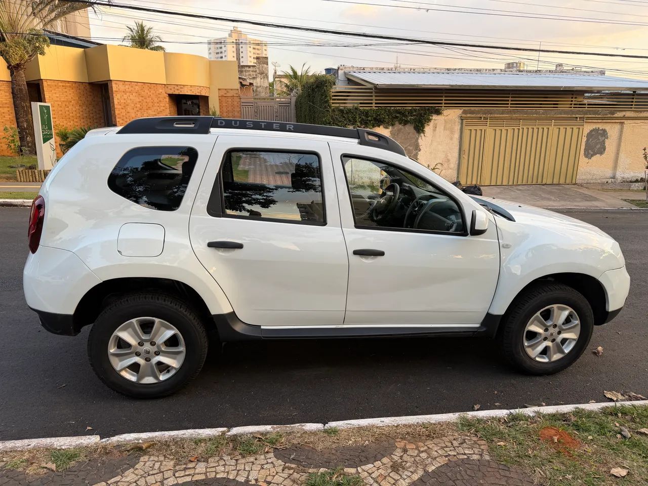 Renault Duster Expression 1.6 Hi-flex 16V Mec. 2016 - Foto 4