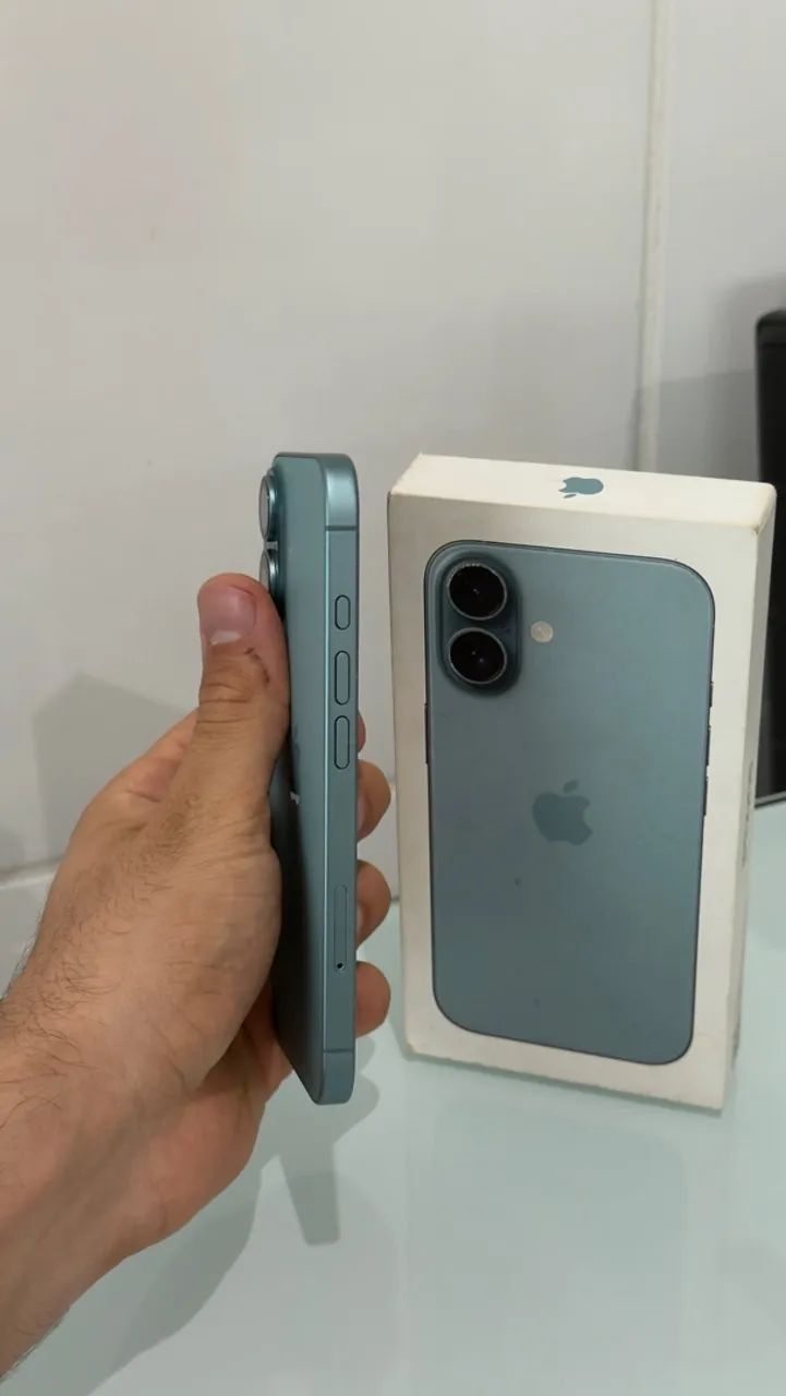 VENDO IPHONE 16  - Foto 2