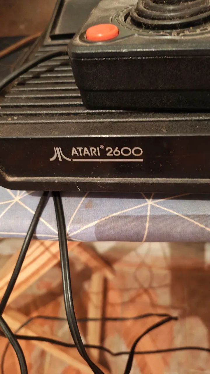 Atari 2600 + tv  - Foto 4