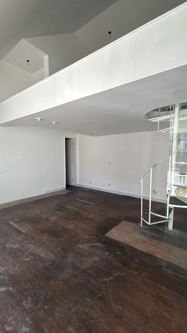 Loja comercial com sobreloja- 45 m2- Próximo a Pelinca - sem condomínio - Foto 2