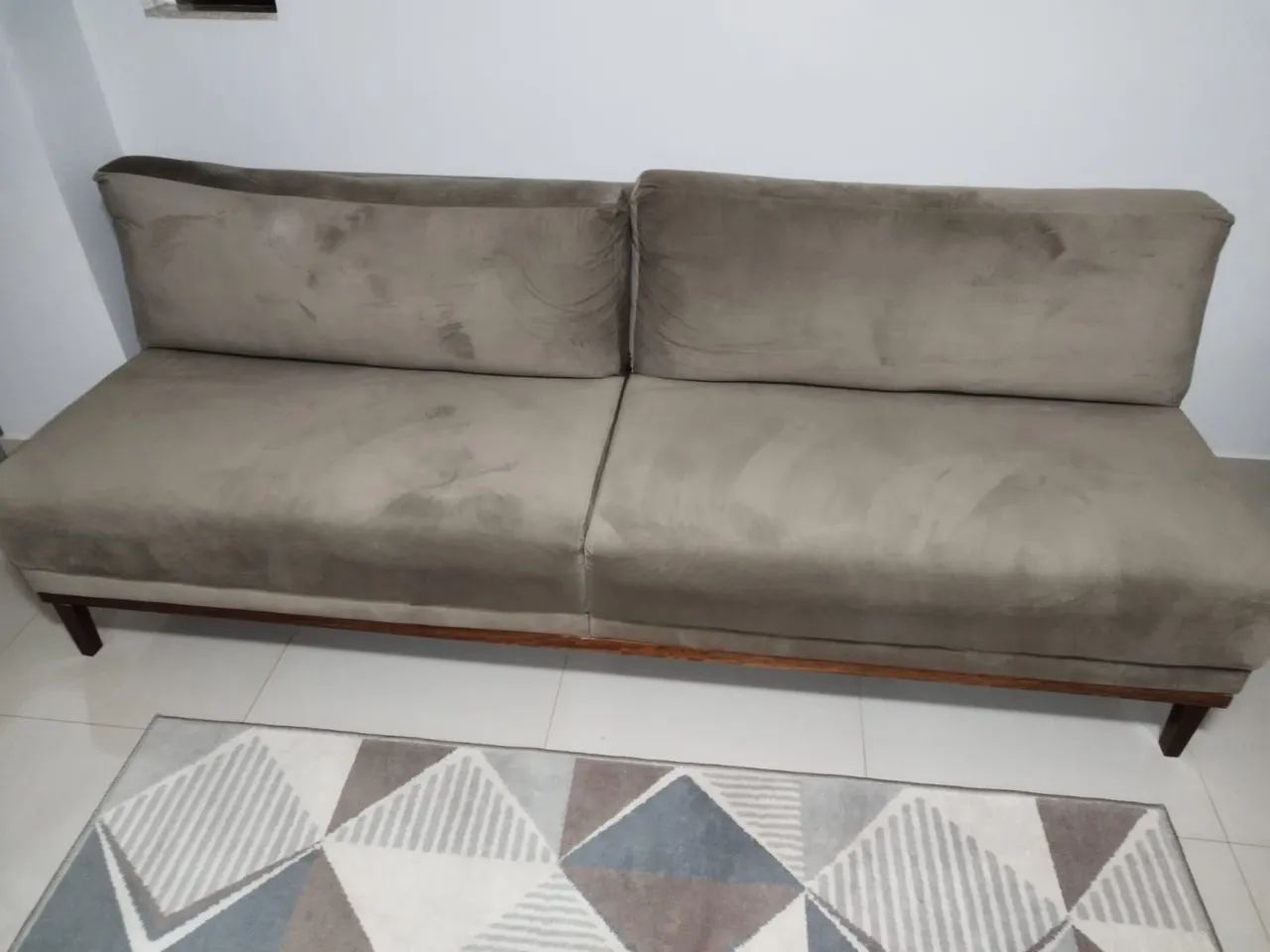 Sofa65581375568129121