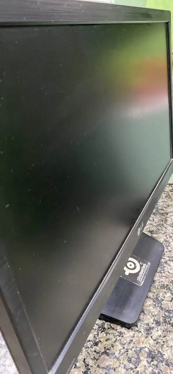 Monitor LG 19,5" (Com Fonte e Cabo VGA) - Ótimo Estado - Foto 3