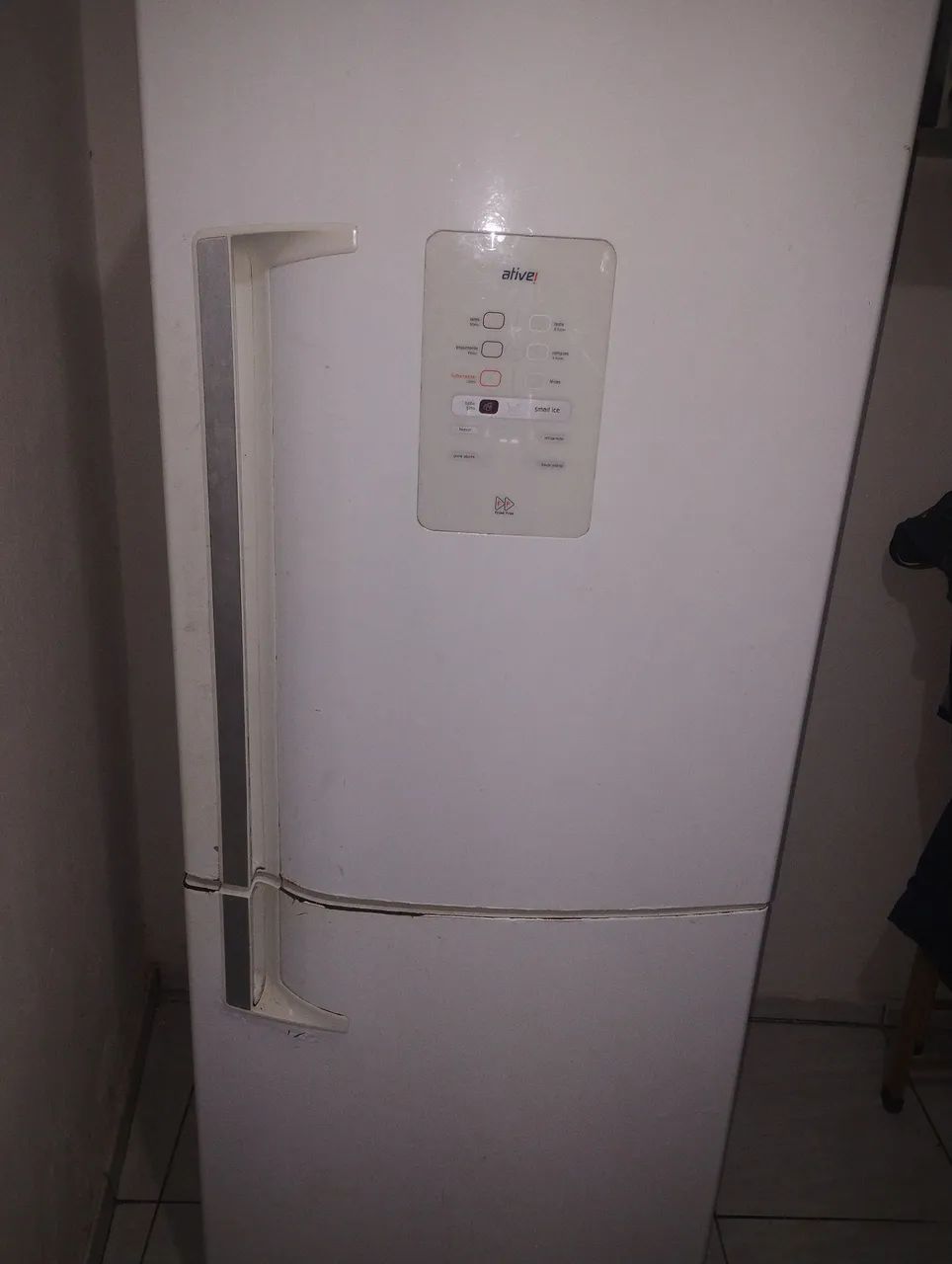 Geladeira Frost Free inverse, funcionando perfeitamente  - Foto 3