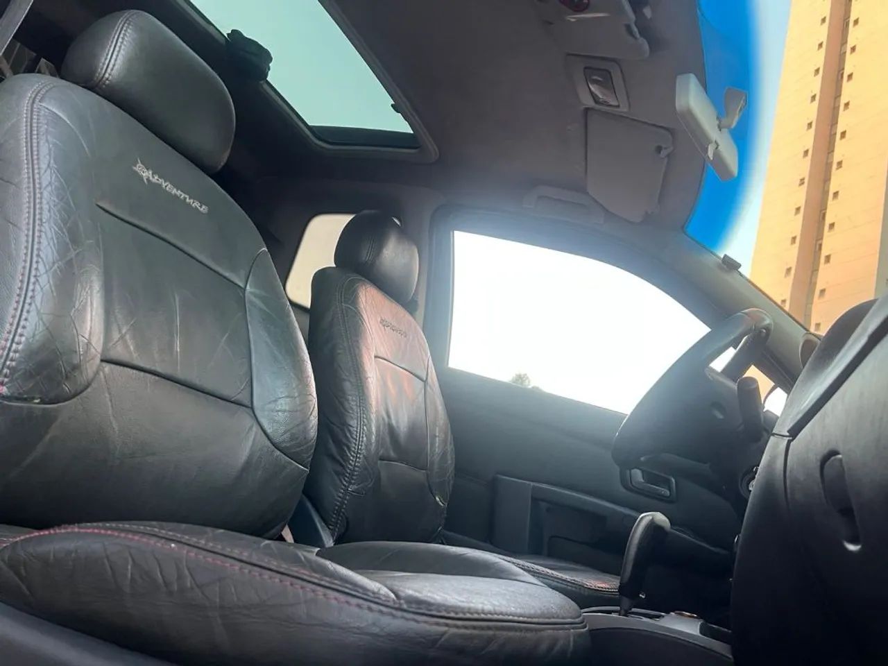 Fiat Strada Adv. Ext. 1.8 Locker Dual.flex CE 2012 - Foto 3