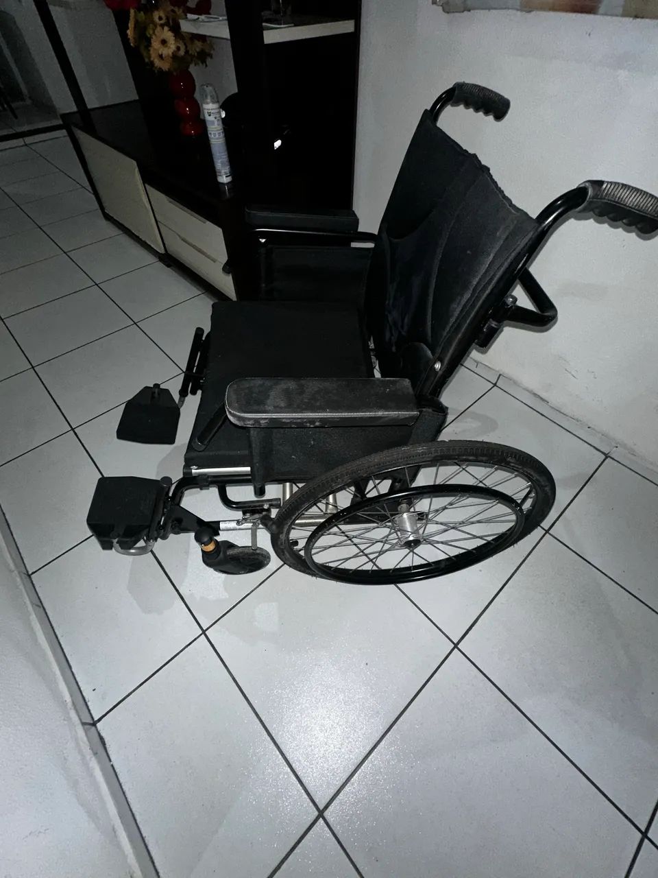 Cadeira de rodas  - Foto 2
