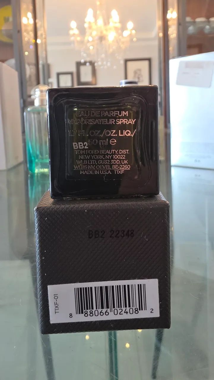 Perfume Tom Ford Oud Wood - 50ml - Foto 2