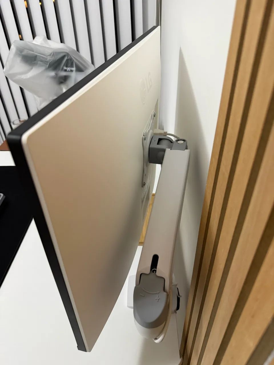 Monitor LG 4k 27US500 - Foto 2