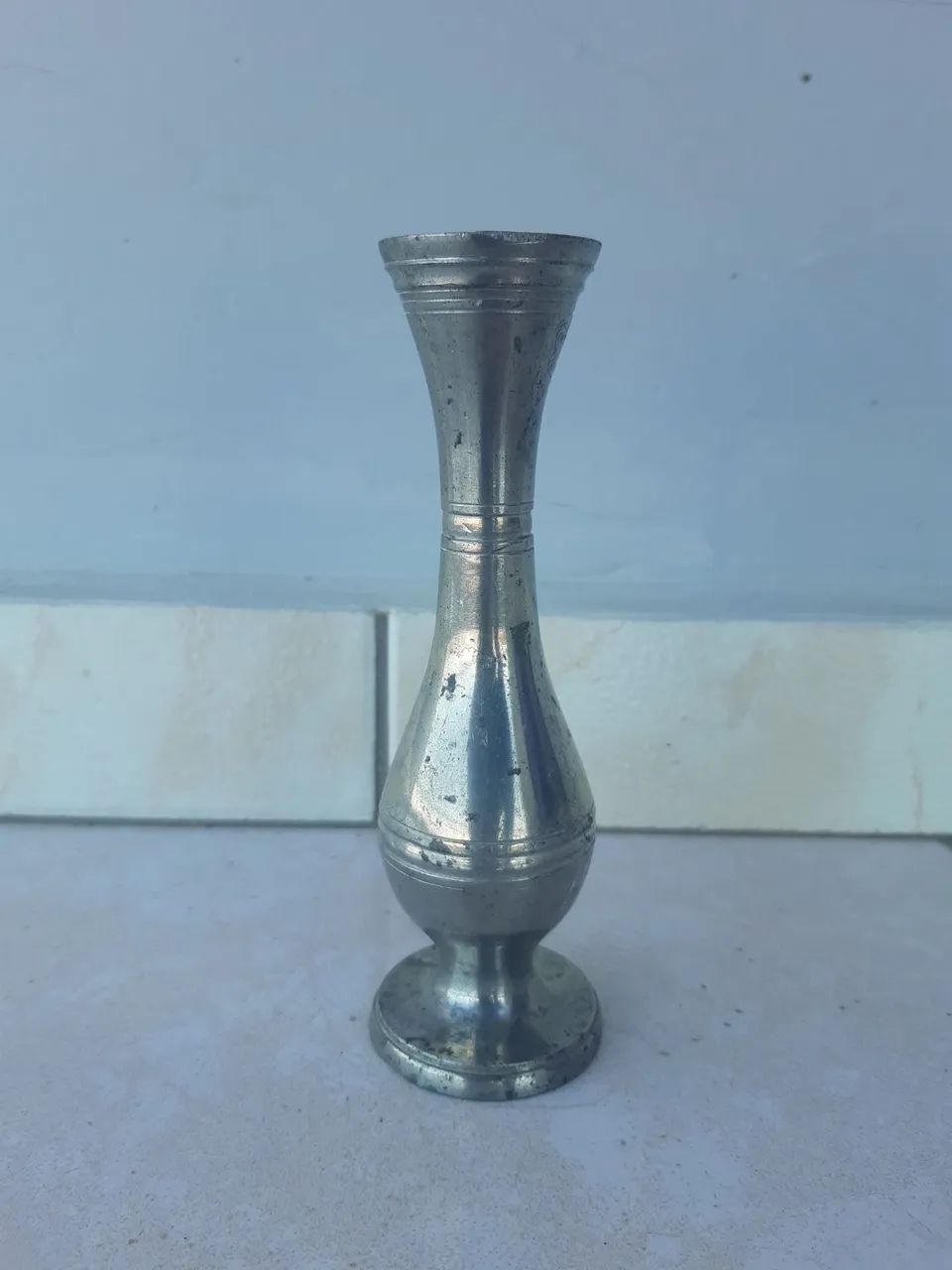 Antigo Vaso Solitário 