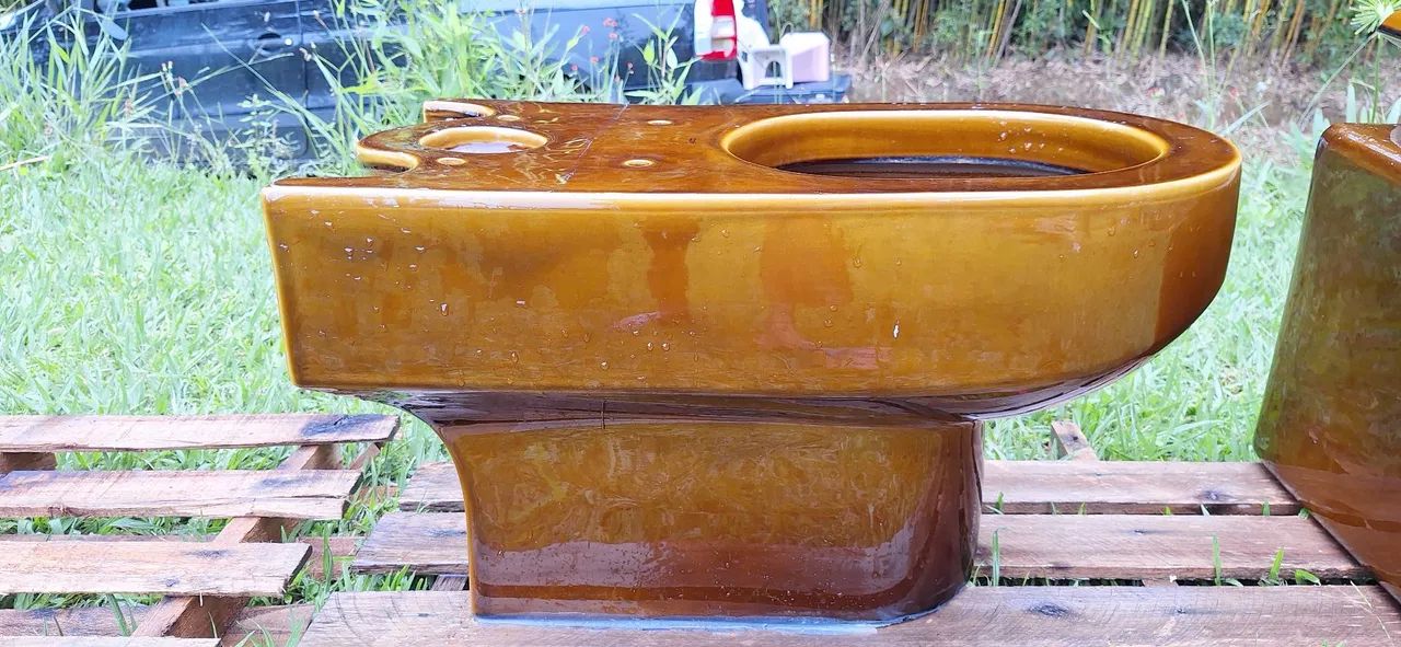 Vaso sanitário Deca com caixa acoplada marrom - Foto 6