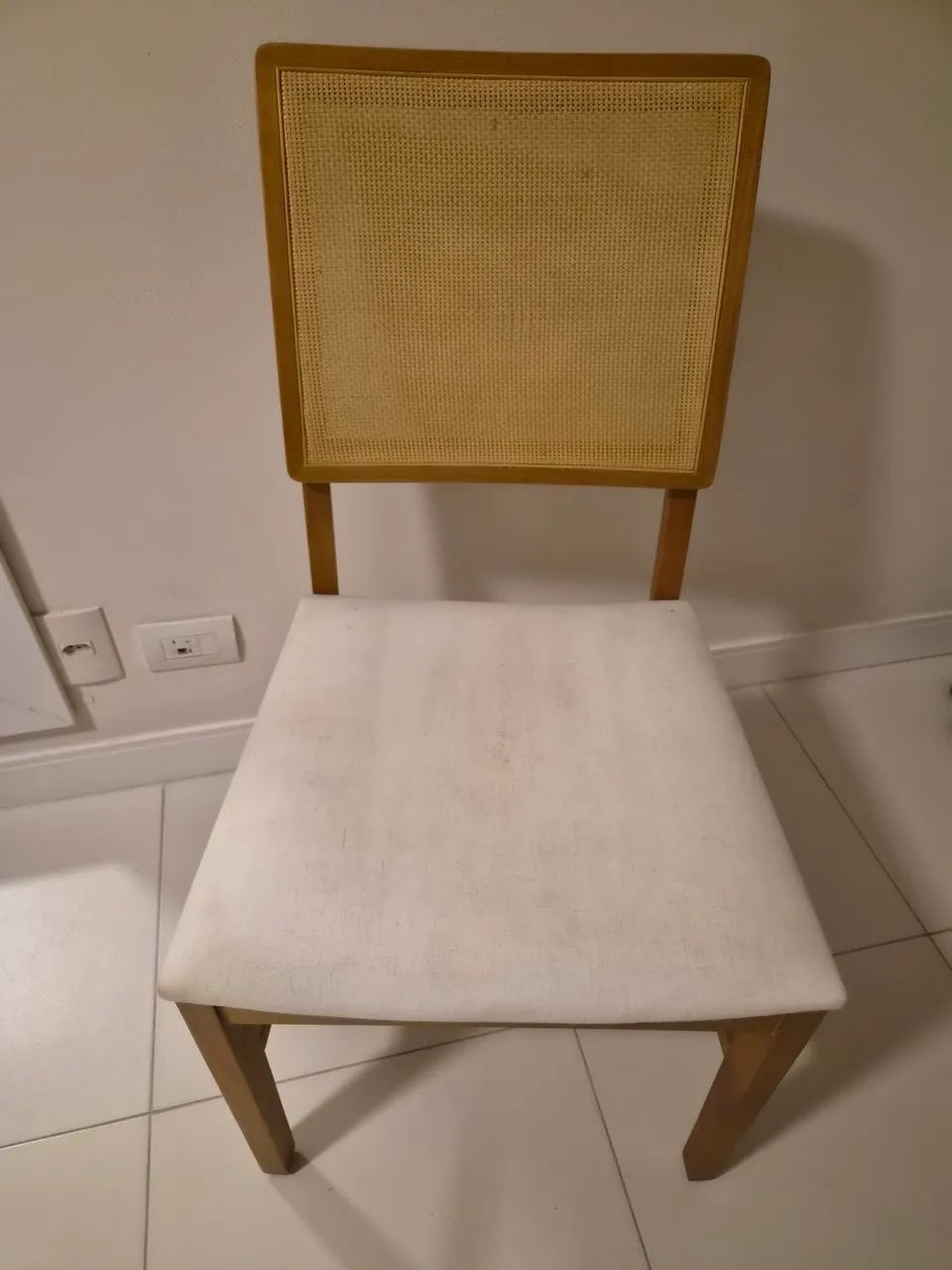 Cadeira de madeira