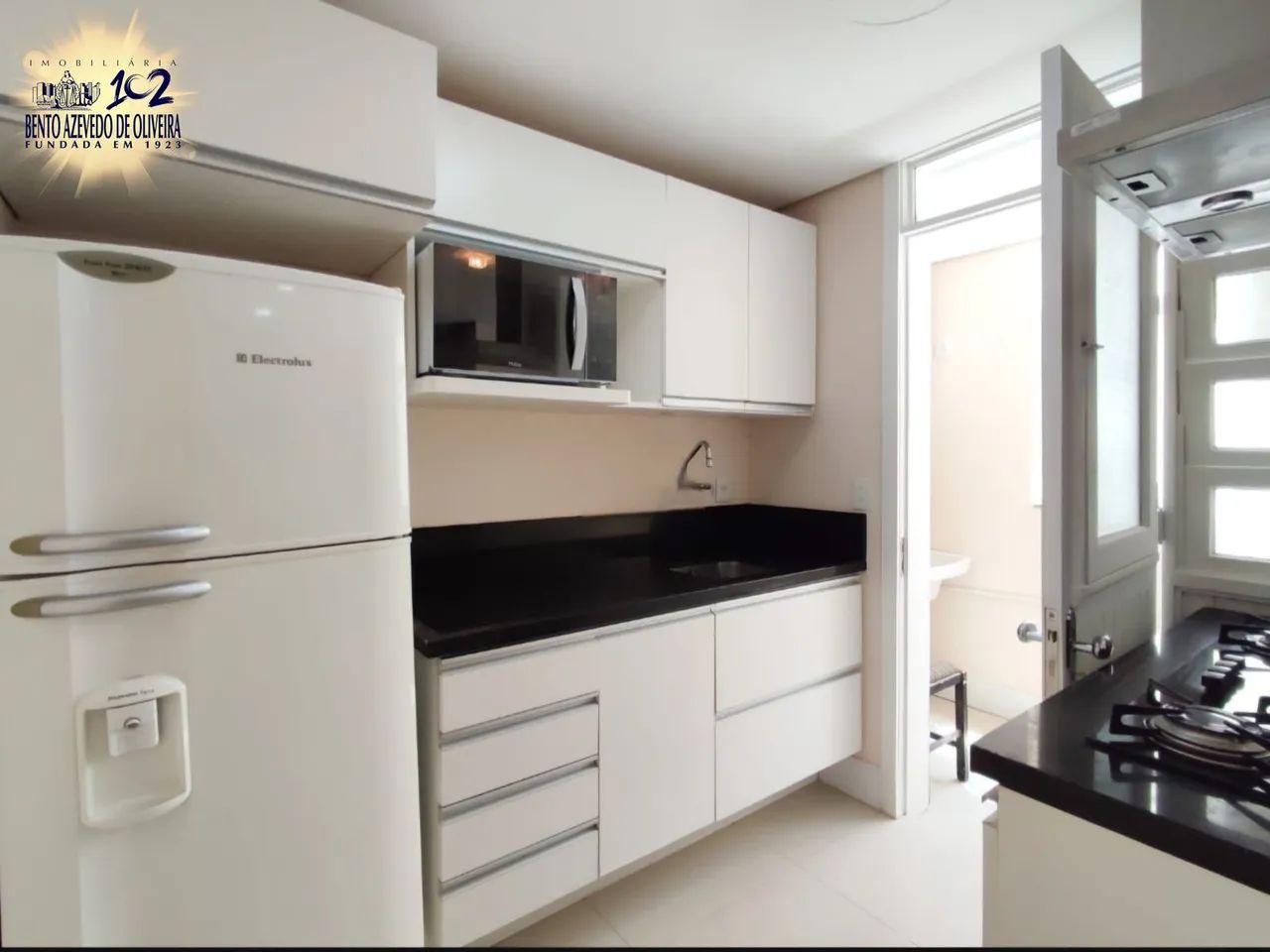 Cobertura Duplex Reformada com 115m² no Bairro Auxiliadora - Foto 4