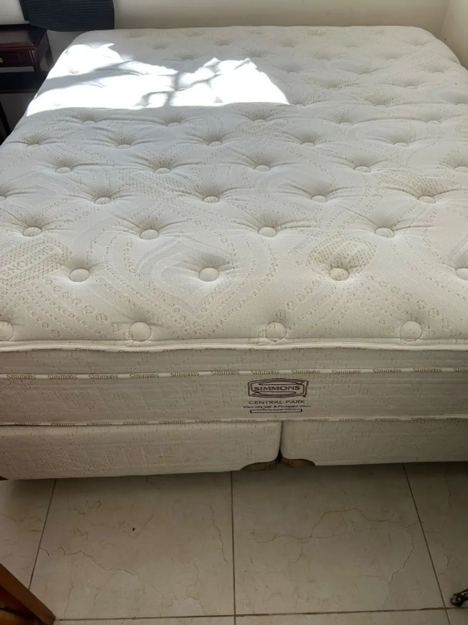 Cama Box Simmons Casal 