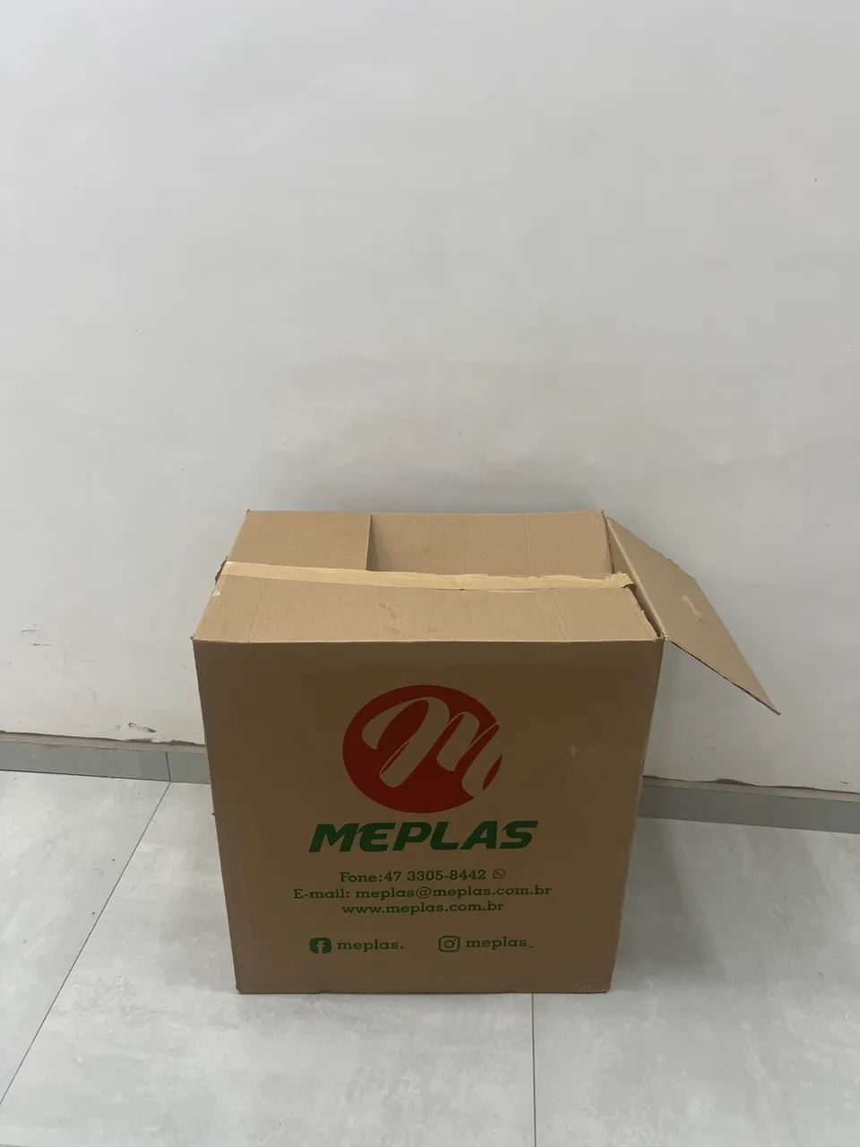 Caixa papelão para mudança