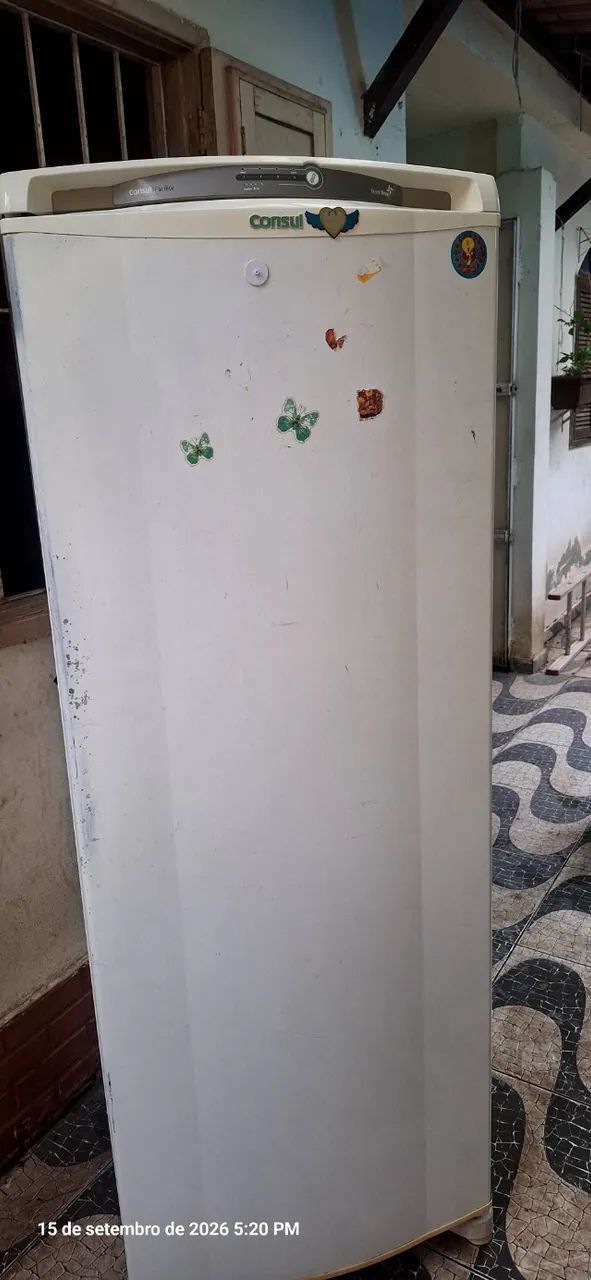  2 Geladeiras  consul 364l e 300l