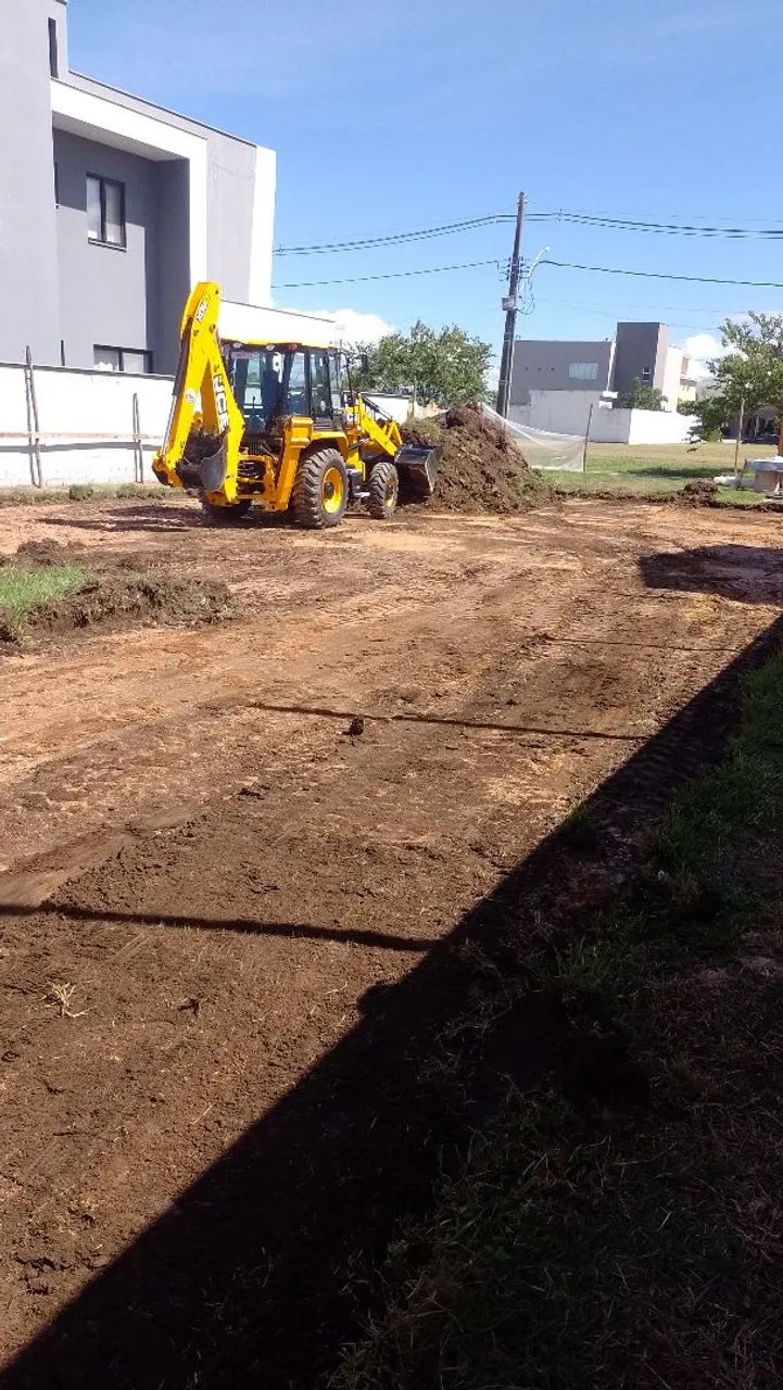 Alugo retroescavadeira e caminhão caçamba  - Foto 3