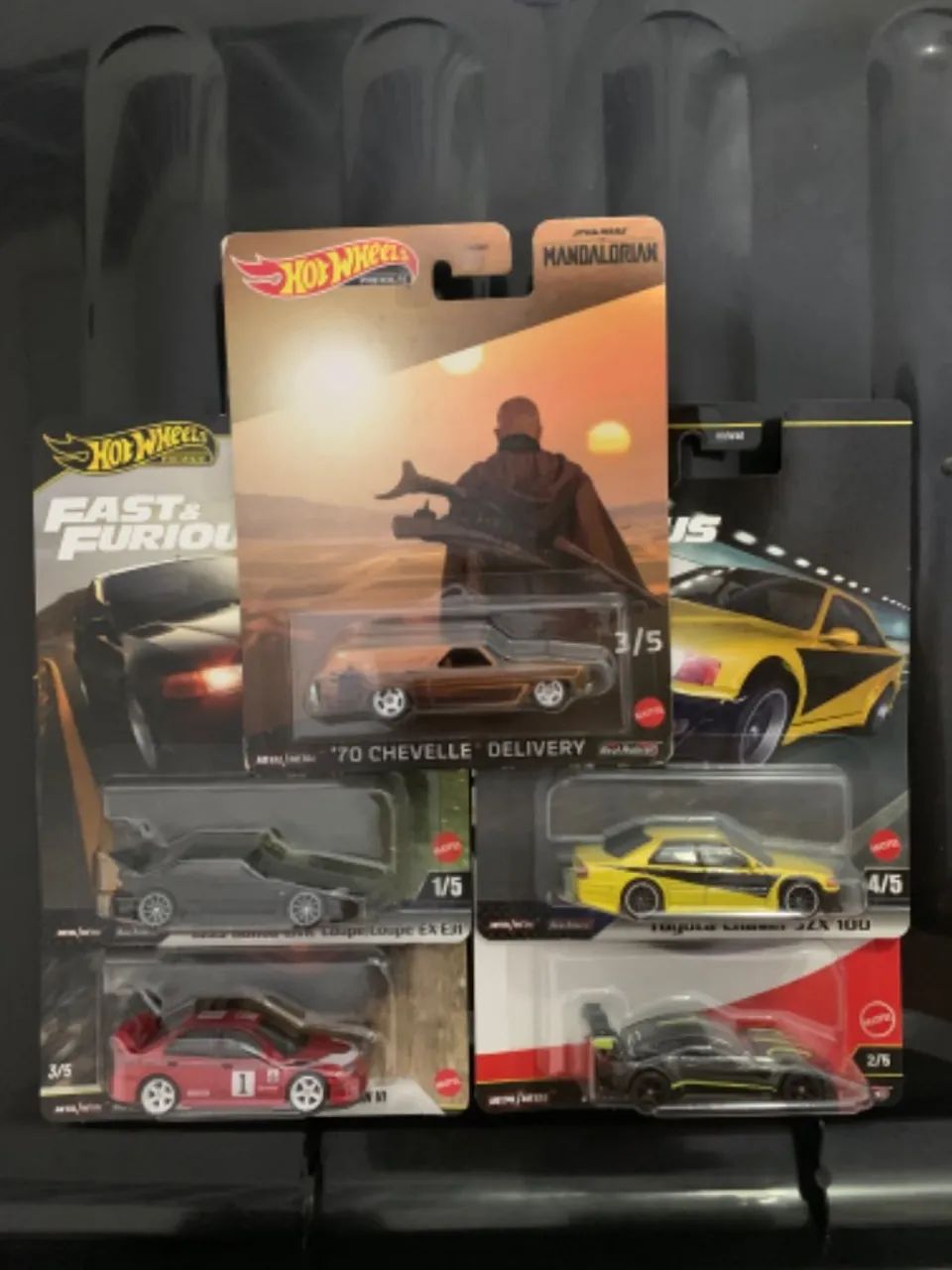 Hot Wheels - 5 Premium 460106632539688960