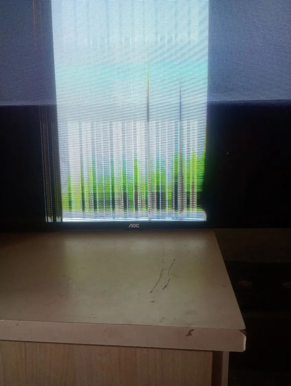 Venso essa tv 43 polegadas pra retirada de peças ou quem interessar trocar a tela  - Foto 2