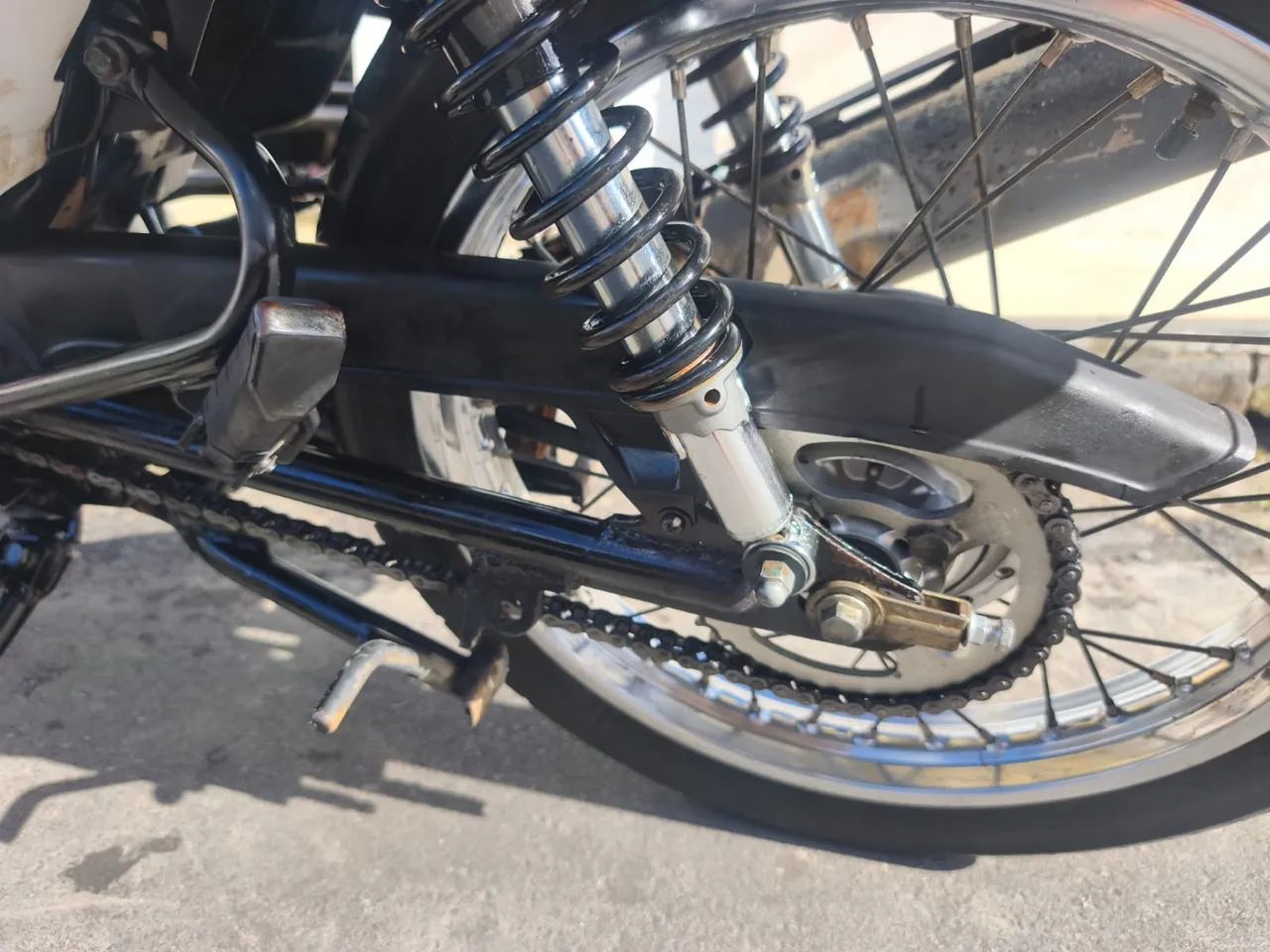 Factor YBR 125  - Foto 3