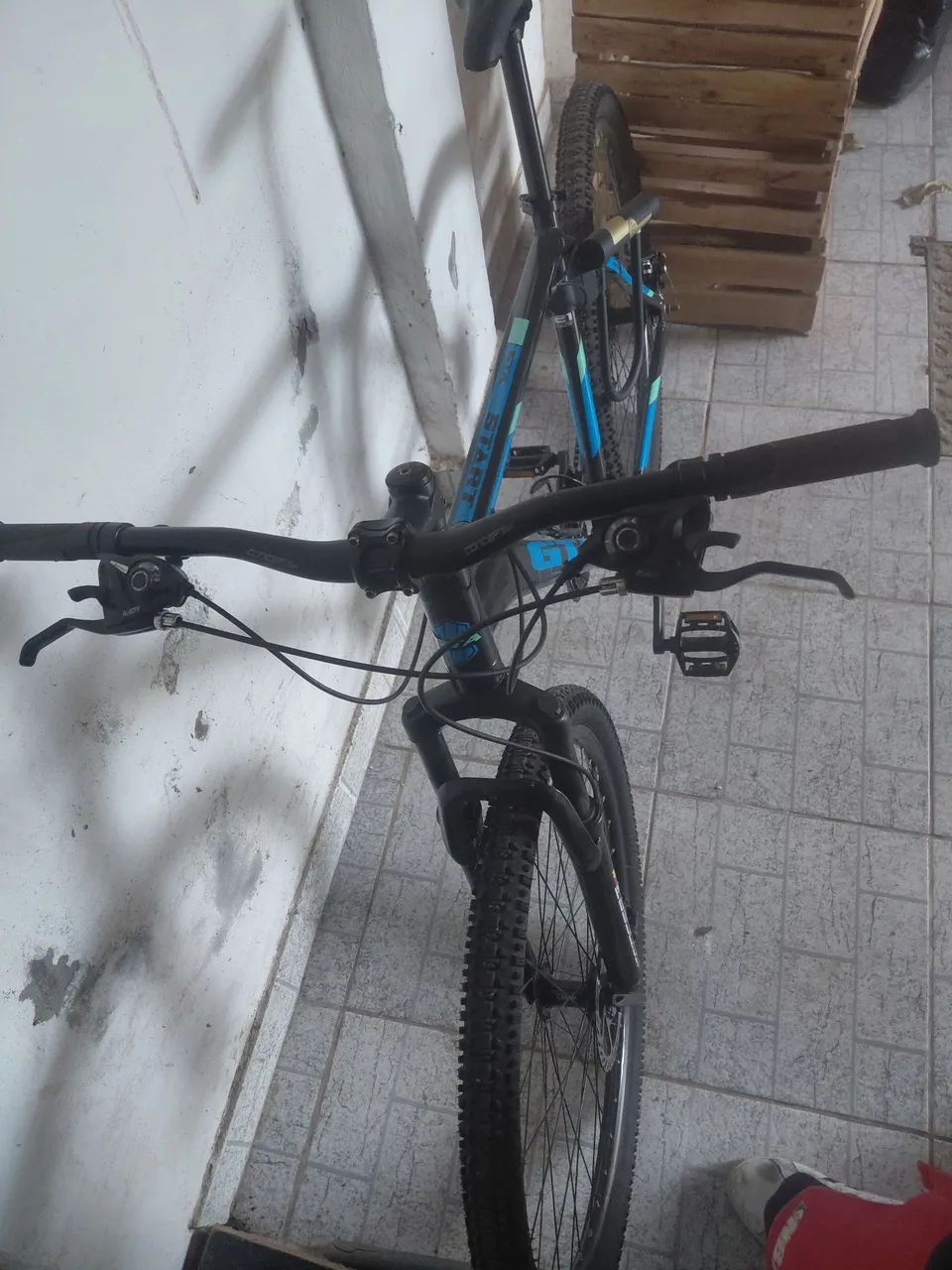 Bicicleta quadro 21, aro 29 - Foto 2