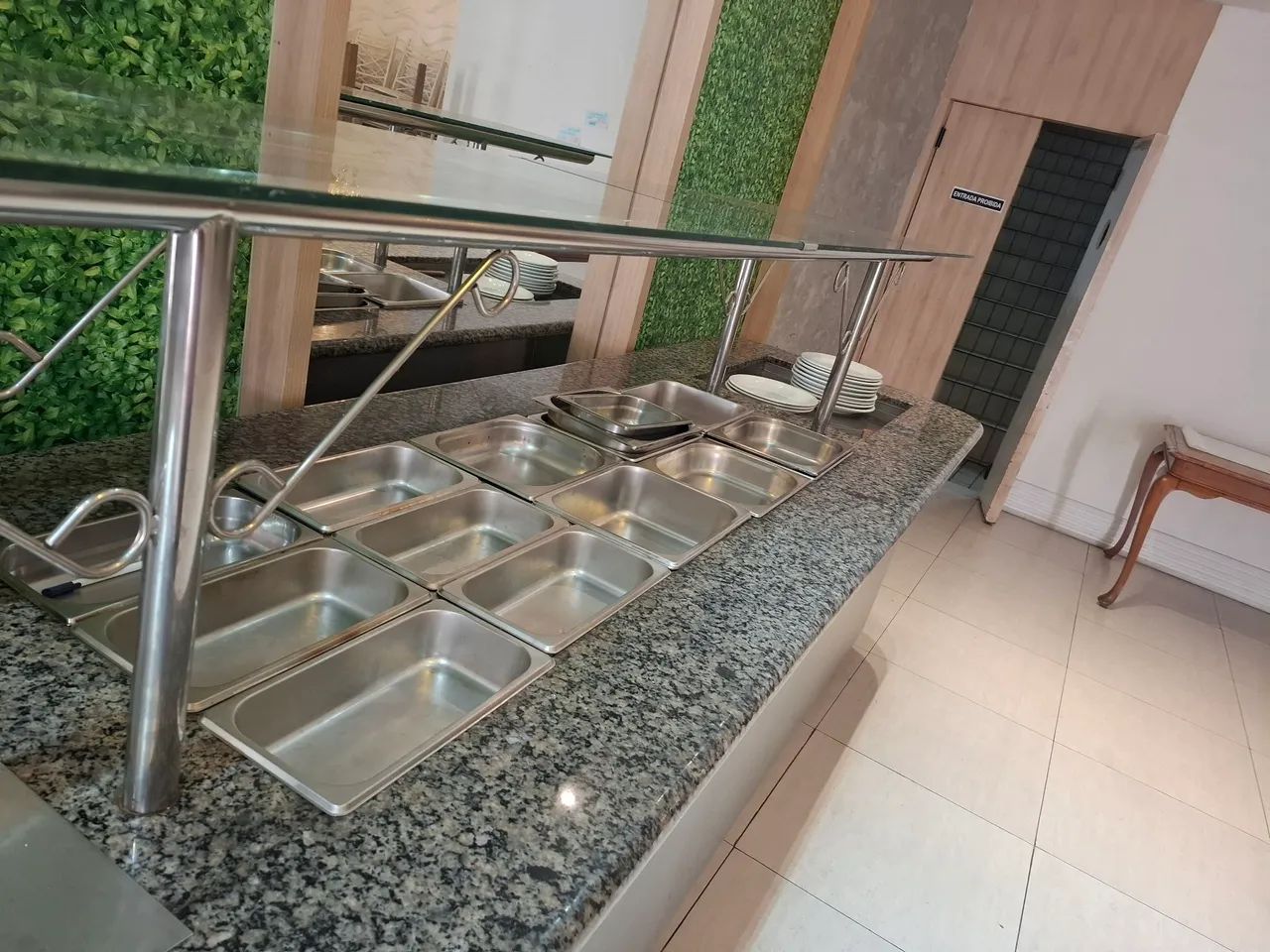 Pista quente fria buffet  - Foto 2