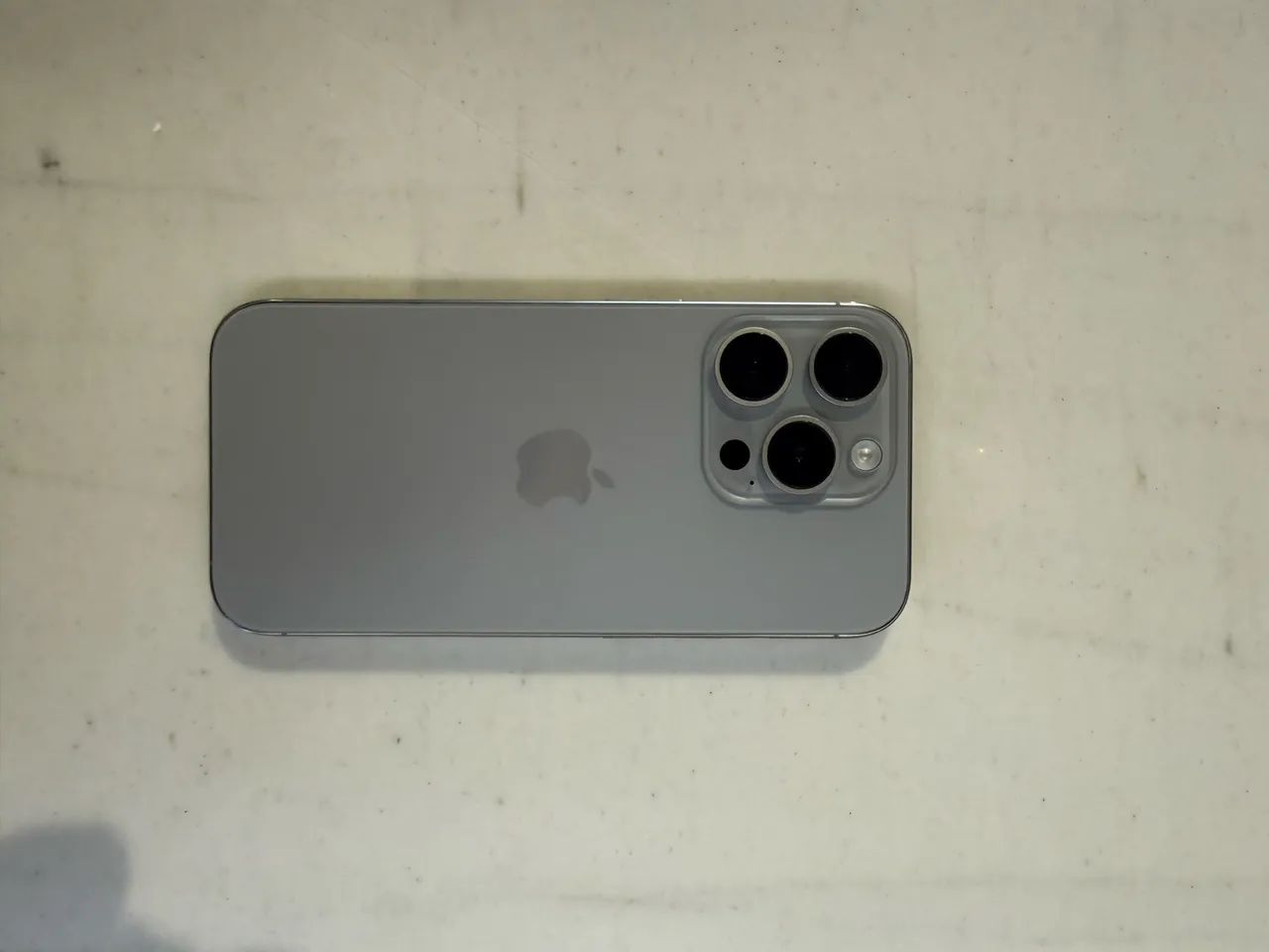 iPhone 15 Pro - 256gb - 100% de Bateria - LEIA DESCRIÇÃO