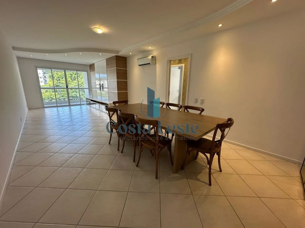 Excelente apartamento de 3 dormitórios na Agronômica - Foto 4