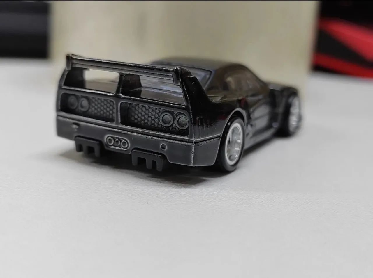 Hot Wheels F40 Super Treasure Hunt Loose - Foto 4