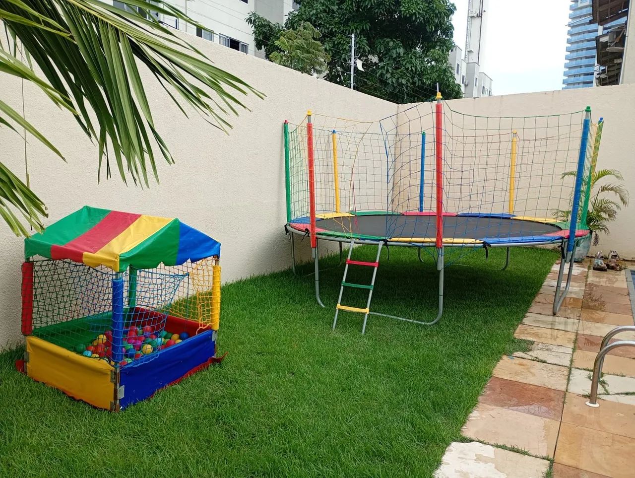 Locação  PULA PULA +PISCINA DE BOLINHAS  150,00  - Foto 3