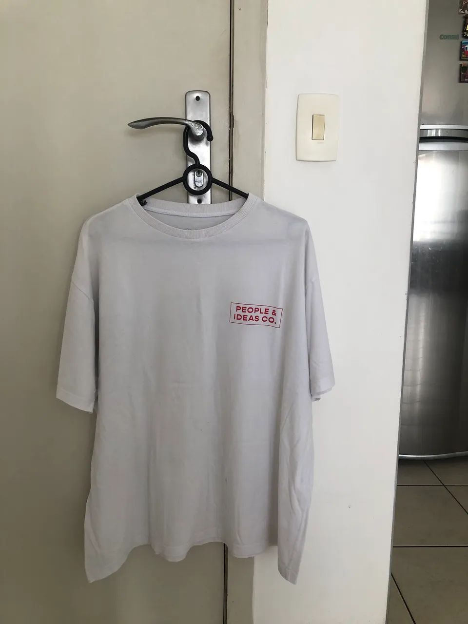 Camisa people odeias. Co