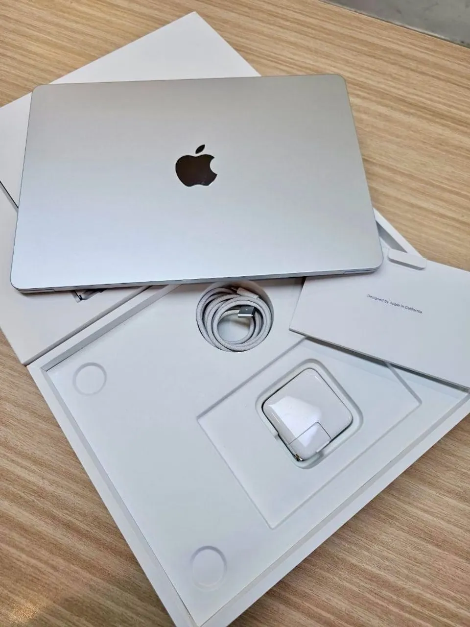 MacBook Air M1 256GB 16GB RAM Cinza Seminovo | Loja Física