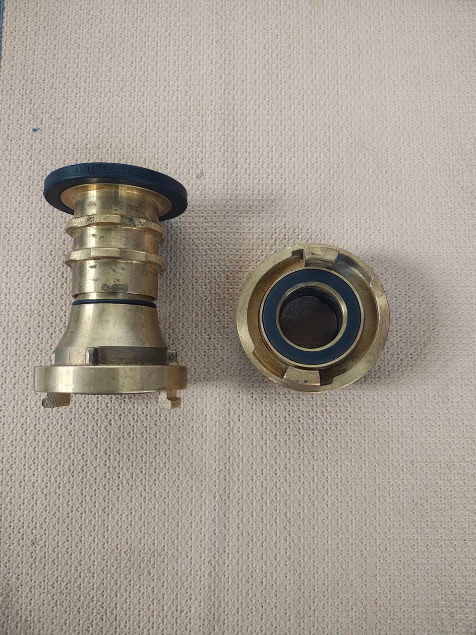 Bico de incêndio de metal  - Foto 2