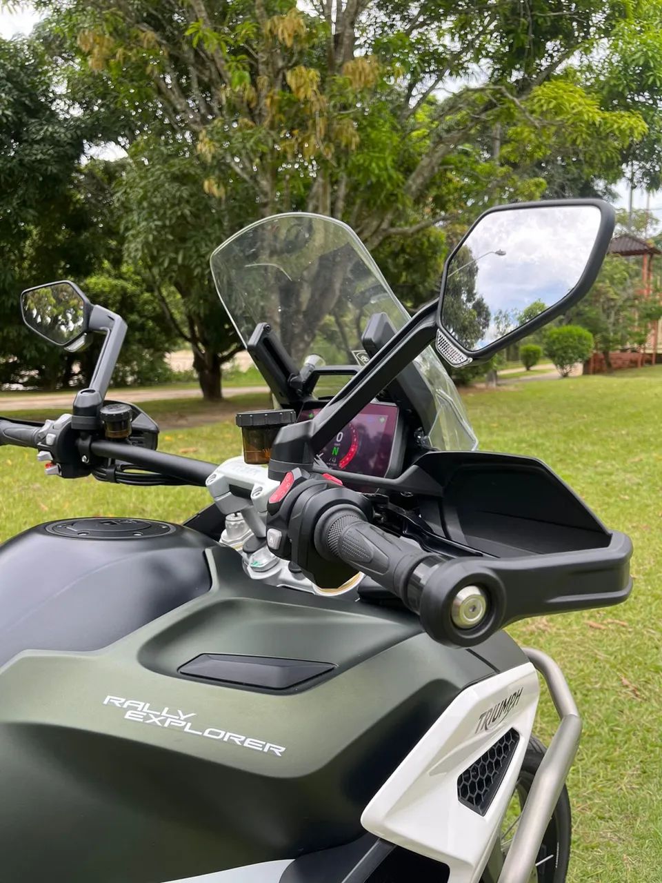 Triumph 1200 Rally Explorer 2023 - 1506558362 | OLX