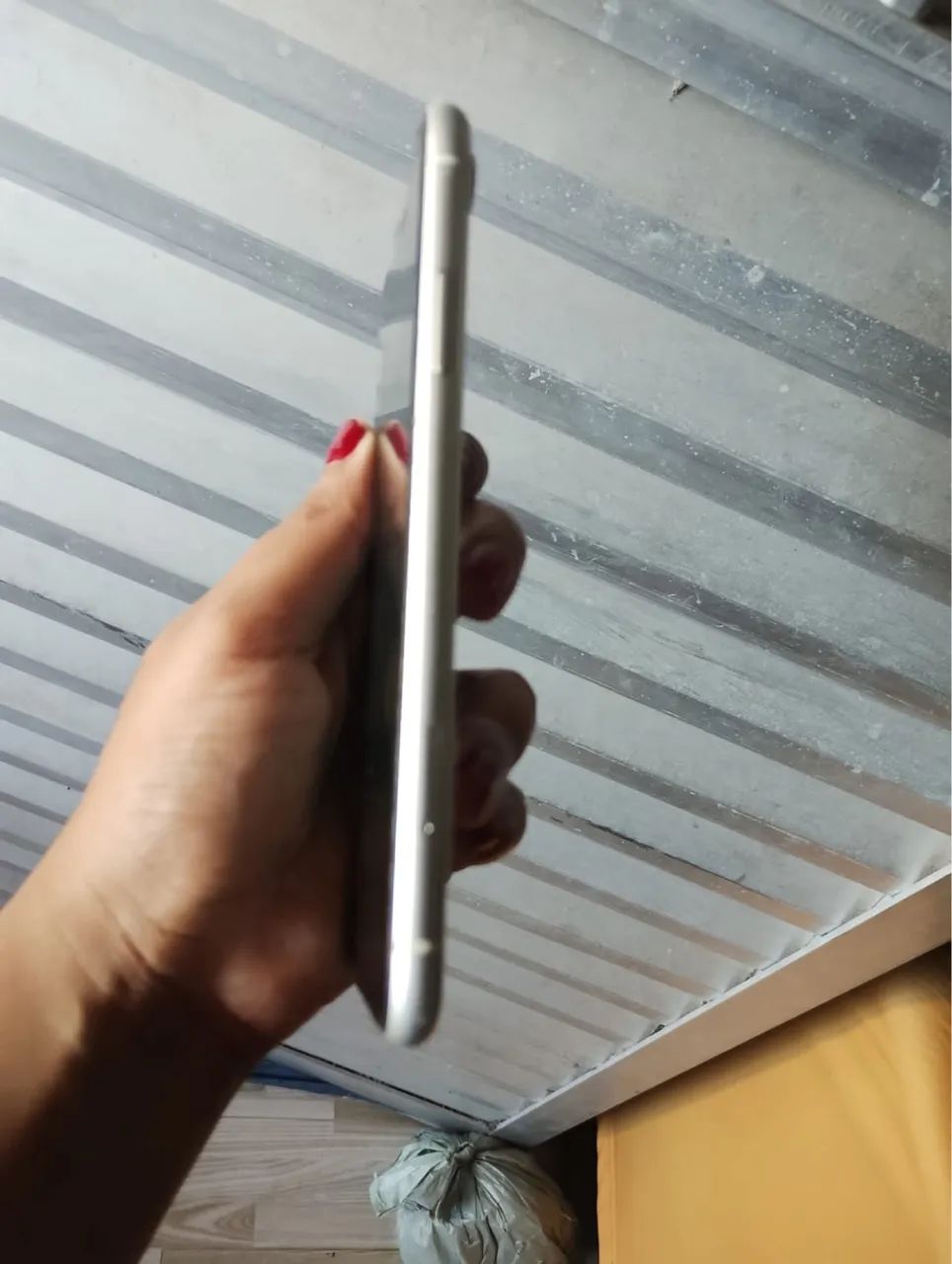 iPhone XR- 128gb / Vendo ou Troco - Foto 4