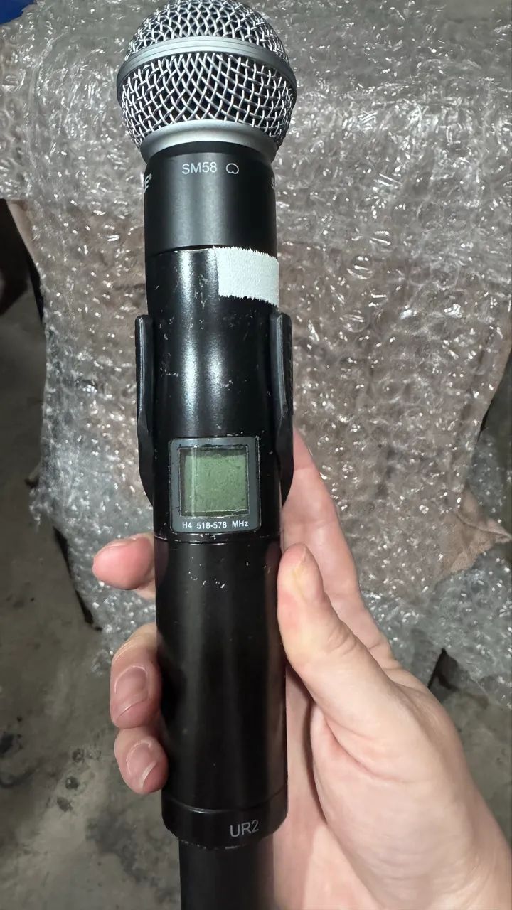 Microfone Sem Fio Shure UR4D SM58 Completo  - Foto 4