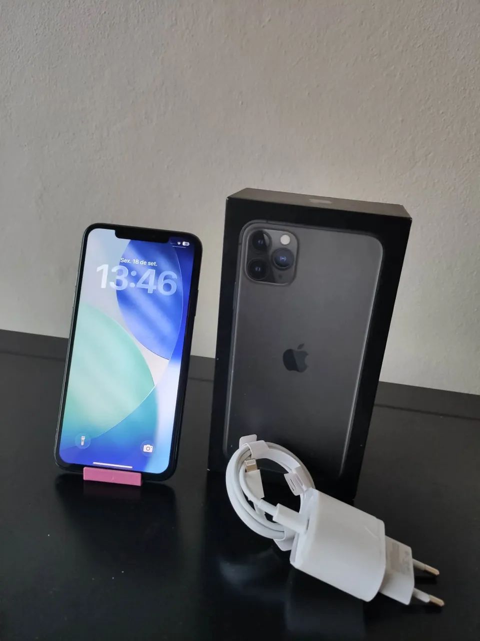 Celular iPhone 11 Pro  - Foto 2