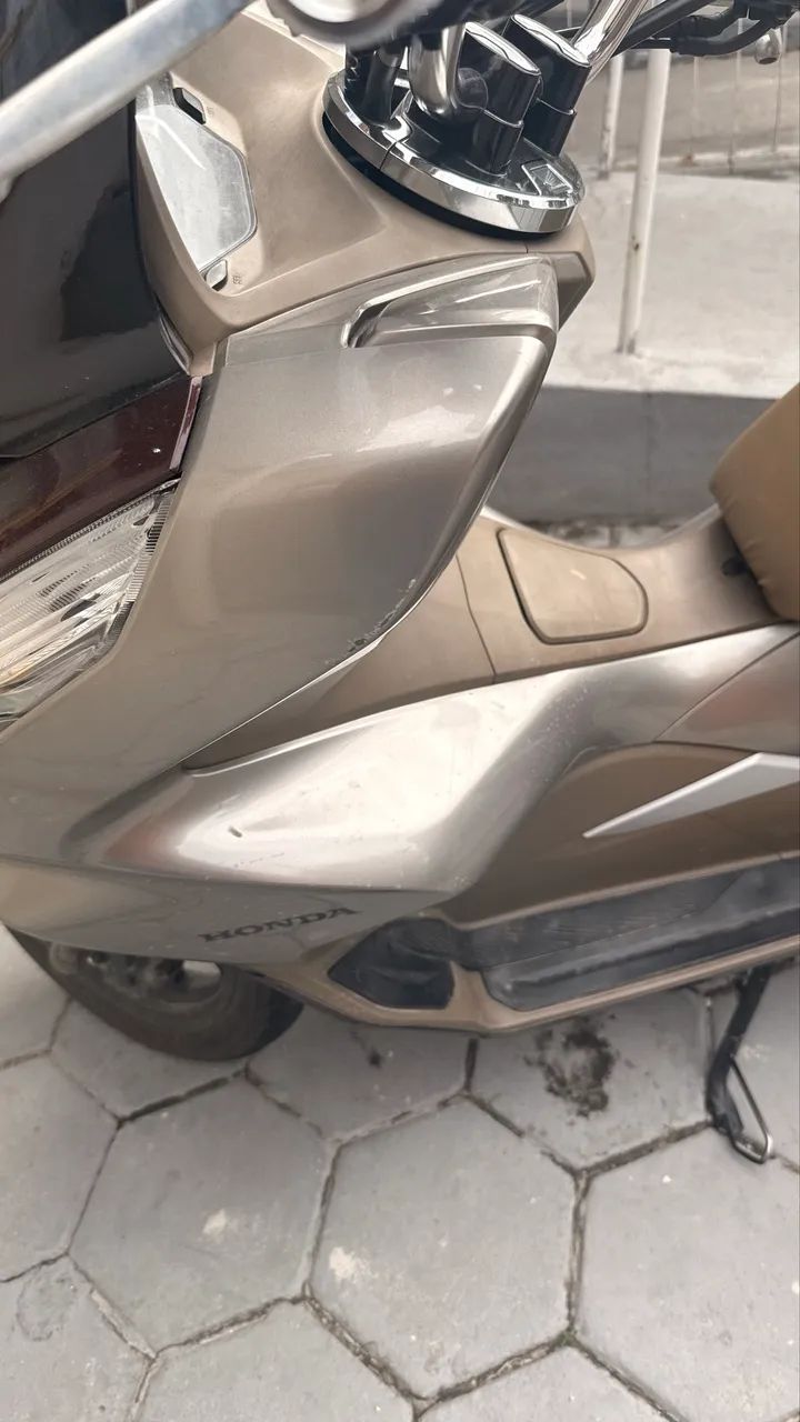 Honda Pcx dlx 2022  - Foto 2