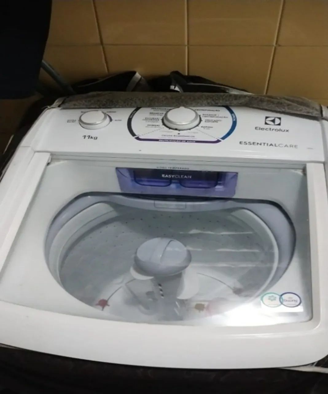 MÁQUINA DE LAVAR ROUPAS ELETROLUX BRANCA, 11KG, 220V - Foto 3