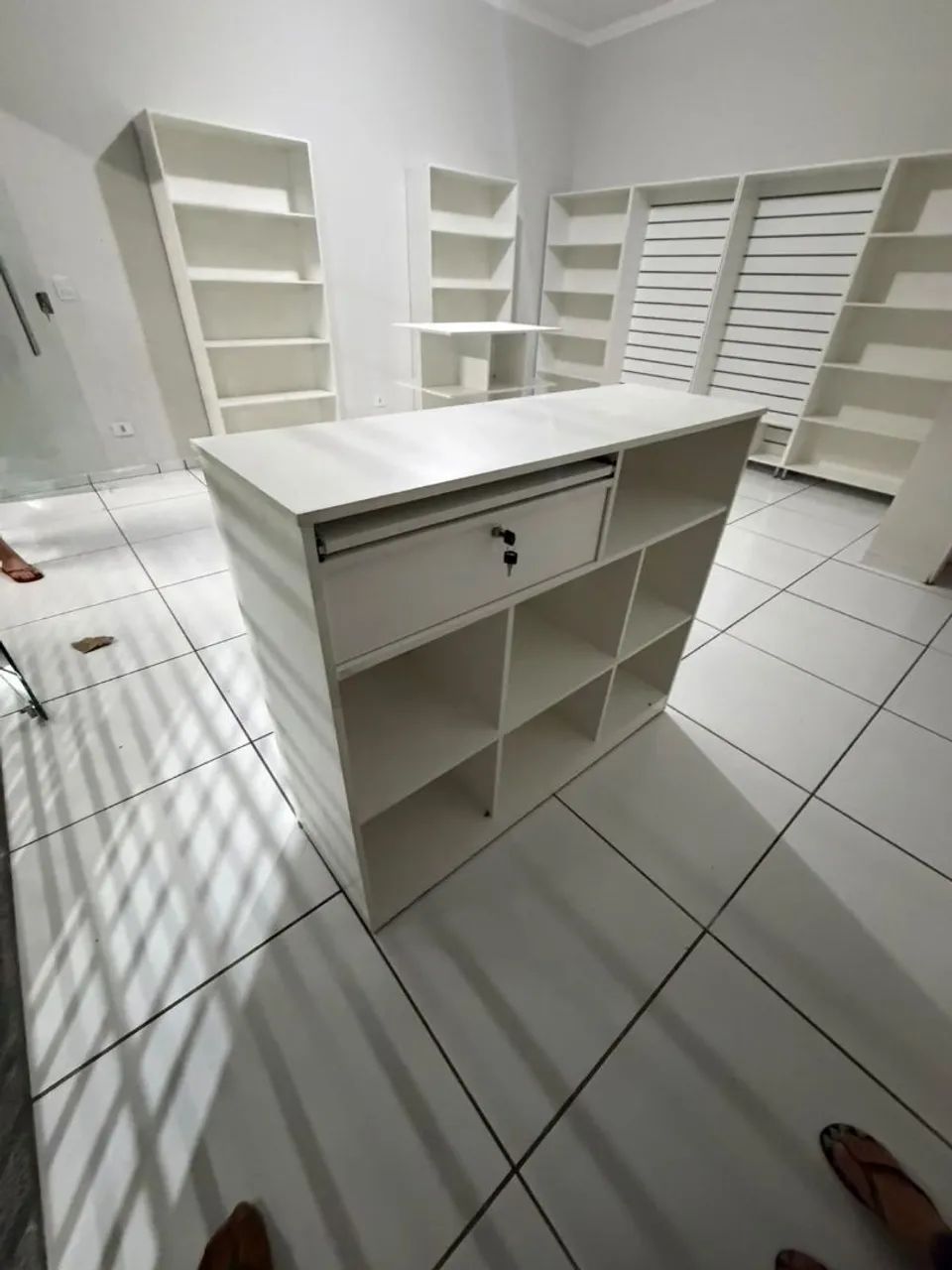 KIT LOJA COMPLETO MDF NOVO  - Foto 3